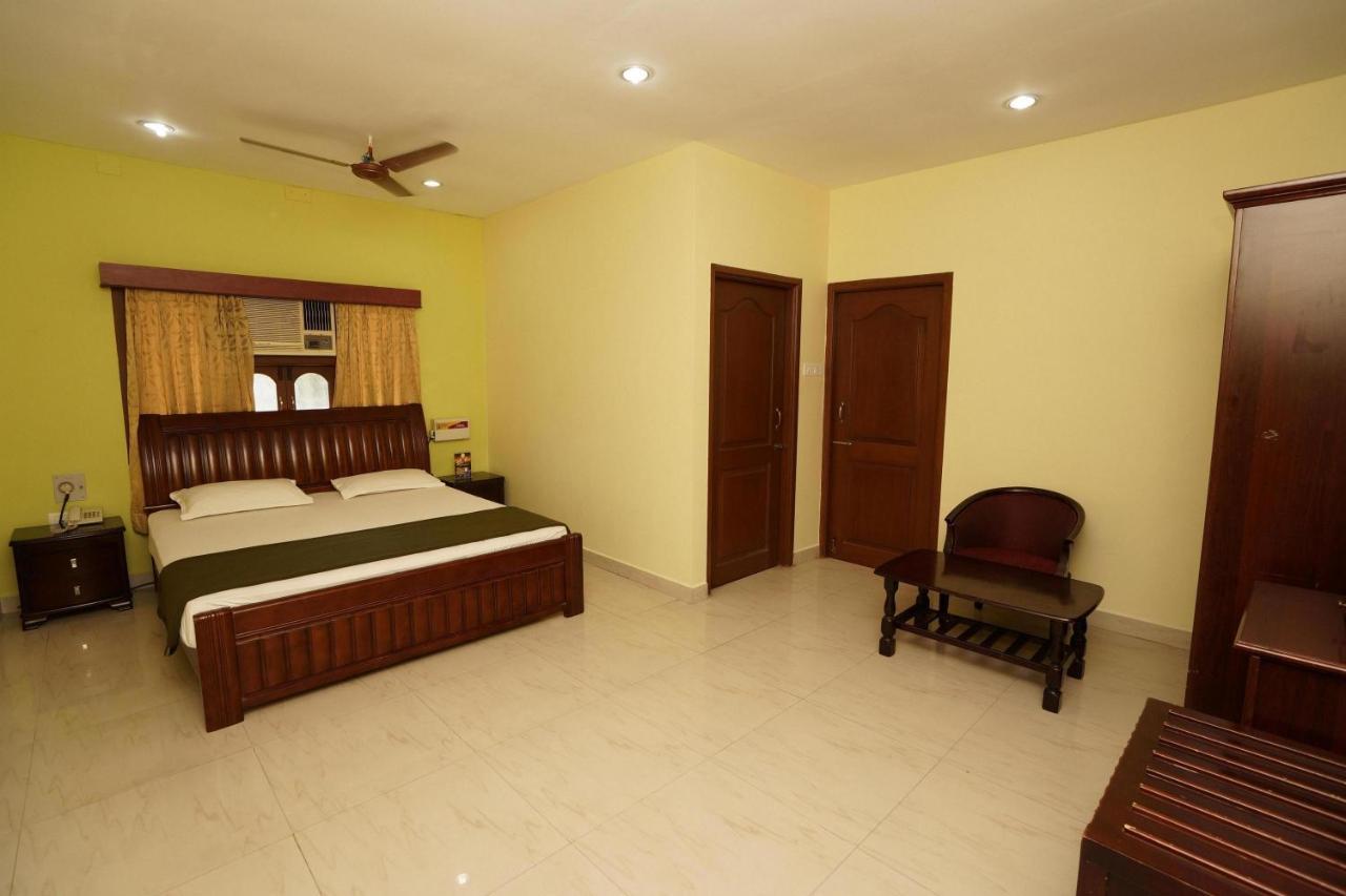 Guest house Lloyds Serviced Apartments,krishna Street,t Nagar Chennai